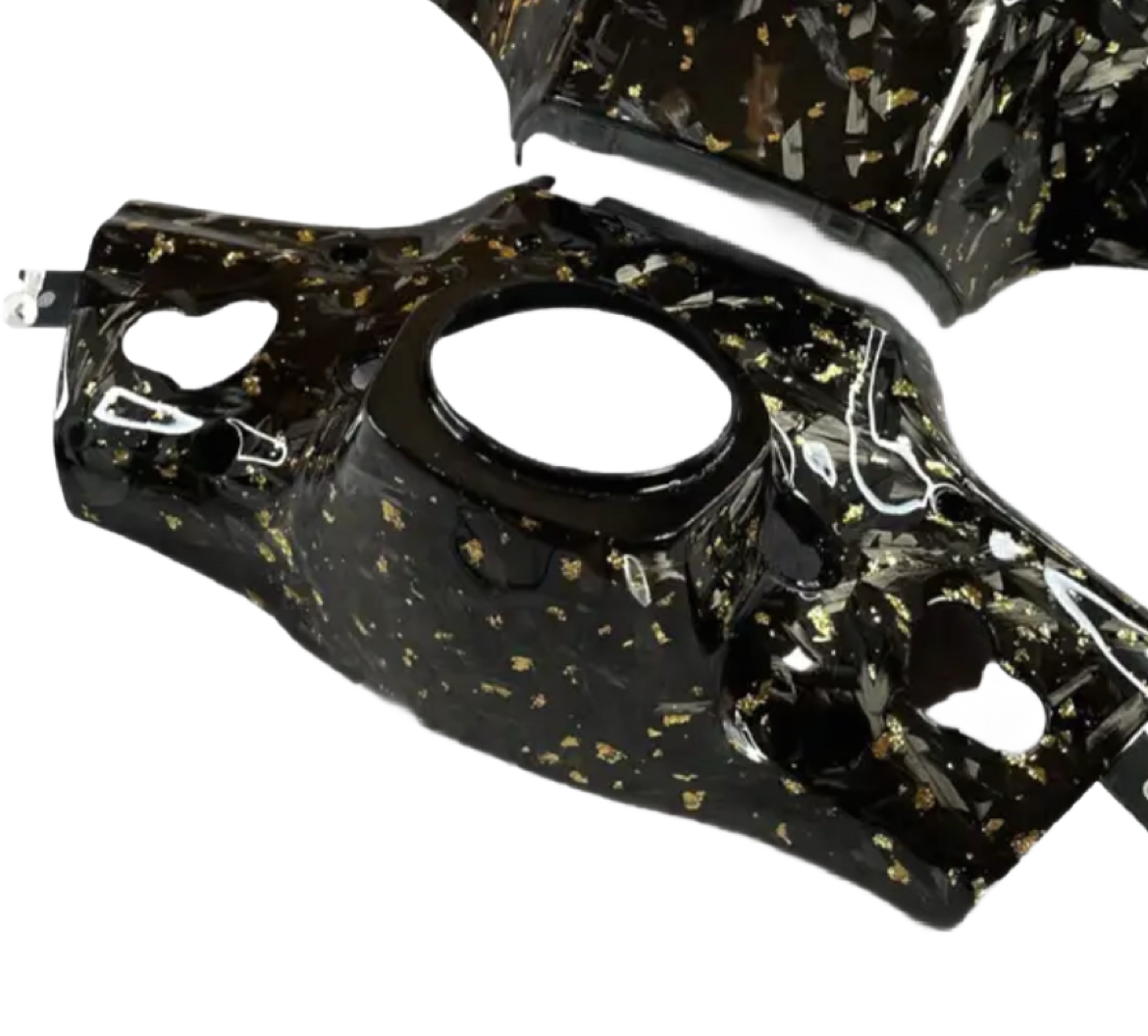 Vespa Sprint & Primavera Stuurkappen Custom Flakes Forged Carbon
