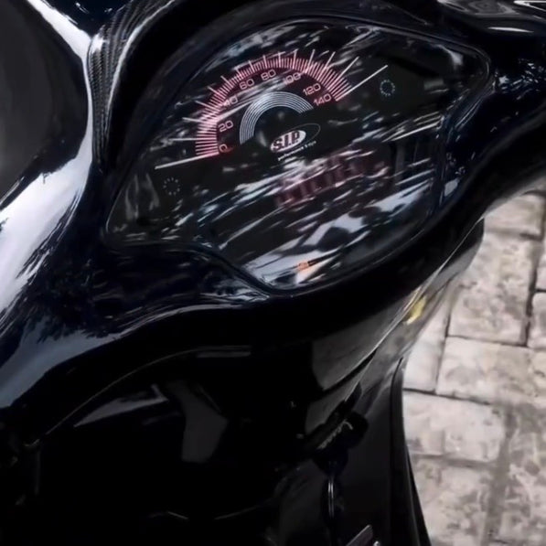 Vespa Sprint & Primavera Cockpit Spoiler Geweven Carbon