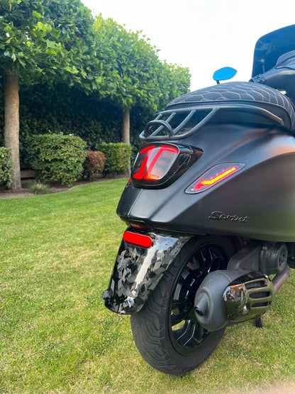 Forged carbon achterspatbord Vespa Sprint/Primavera